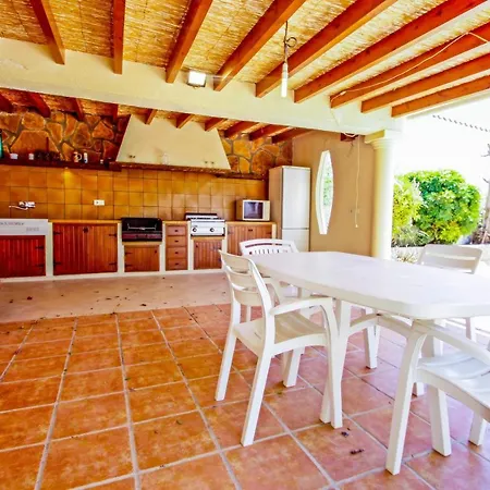 Ana Y Paco - Pretty Holiday With Private Pool In